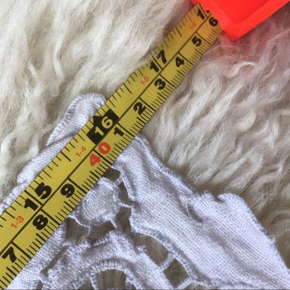 Vintage 30s Handmade Embroidered Doily/ Napkin - Picture 11 of 12